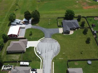 2007 Dover Cv, Pea Ridge, AR 72751