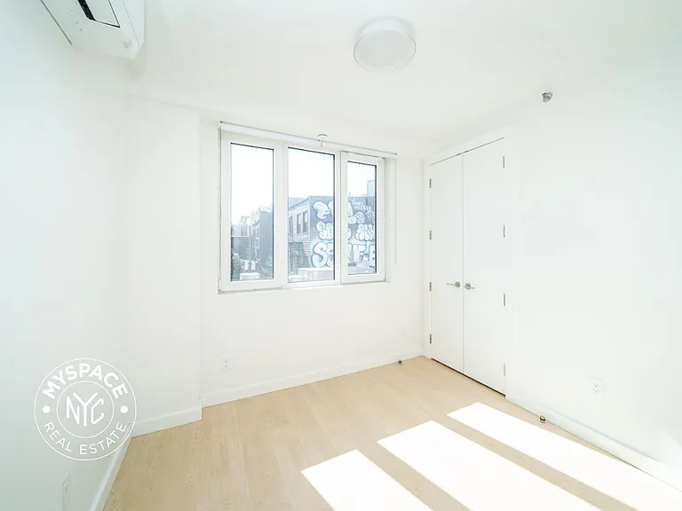 280 Meeker Ave #801 — Photo 9