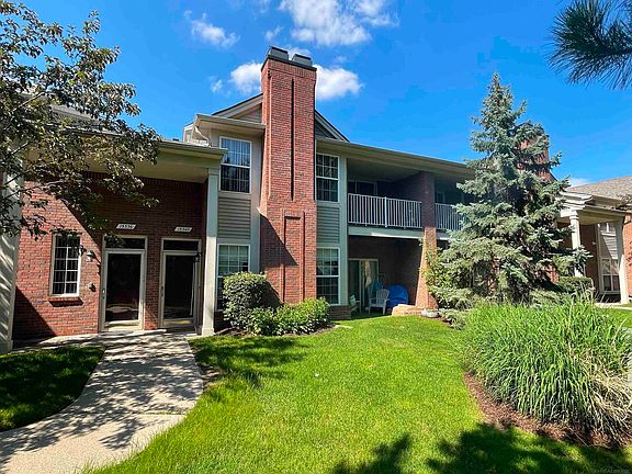 2nd image of 15336 Yale Dr #227