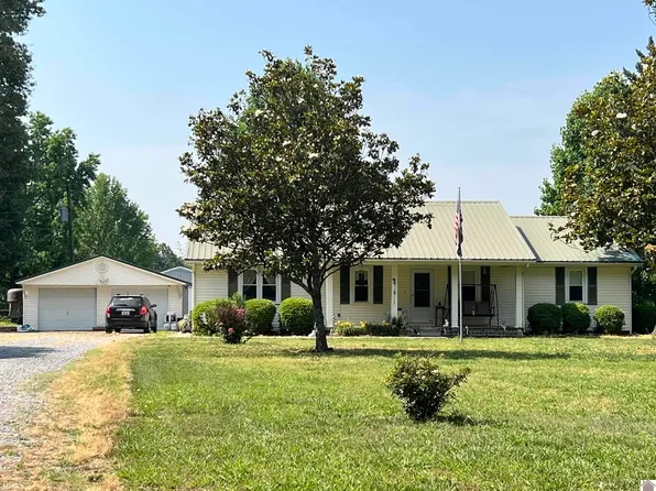 1377 Scale Rd, Benton, KY 42025