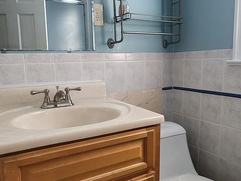 8016 Old Georgetown Rd — Photo 22
