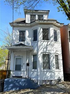 128 S 10th St, Easton, PA, 18042