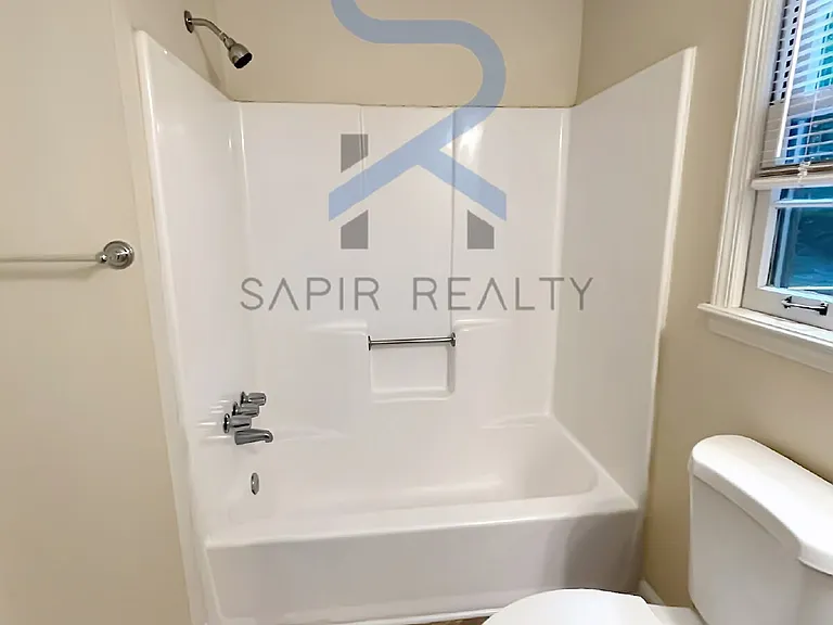 4125 Maple Ferry Dr NE — Photo 10