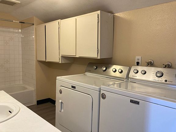 4th image of 2101 W Mallon Ave Unit B