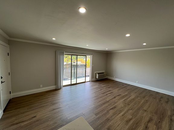 4th image of 3573 Terrace Way #21