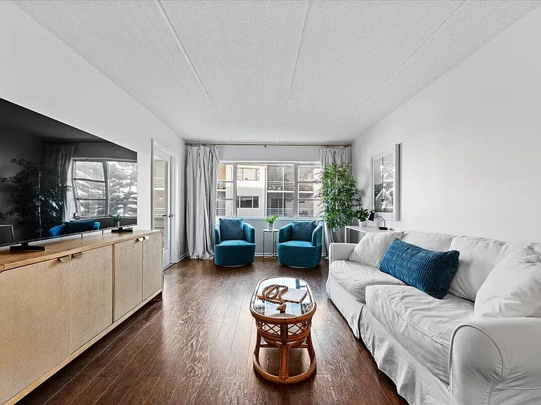 4500 N Flagler Dr #D16 — Photo 8