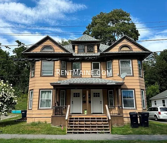 99 Sanford St #B — Photo 14
