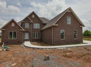 131 Hayfield Ct, Lascassas, TN 37085