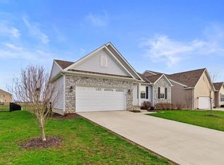 159 Chestnut Commons Dr, Commercial Pt, OH 43116
