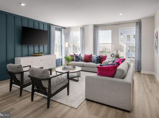 1147 Herndon Pkwy, Herndon, VA 20170