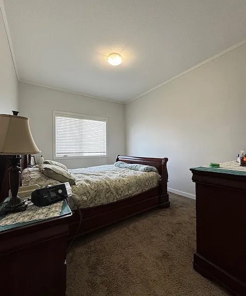 545 Hassard Close — Photo 10