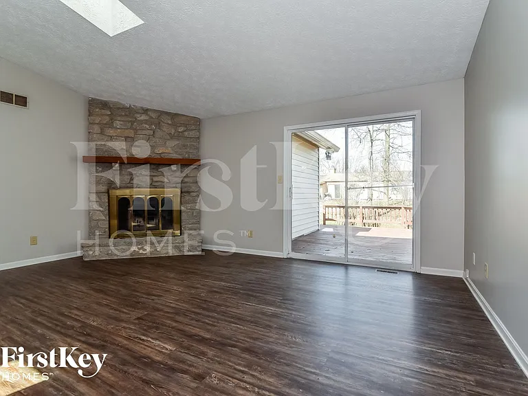 5844 Timber Lake Blvd — Photo 3