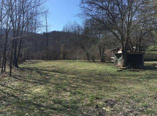 973 Sinking Creek Rd, Pembroke, VA 24136