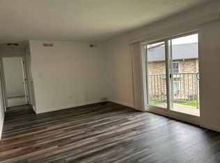 34900 Park East Dr #A202, Solon, OH 44139