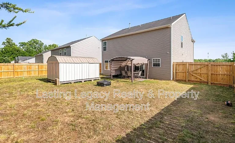 5047 Mount Hope Dr — Photo 26