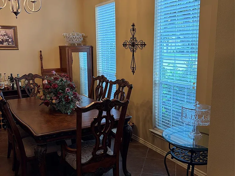 2515 Silverton Bnd — Photo 20