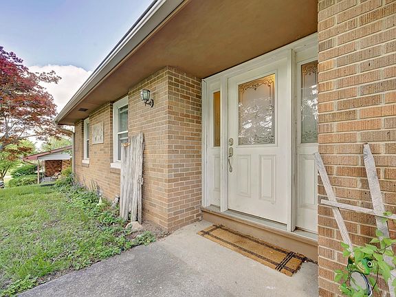 3rd image of 625 N Kennedy Dr