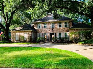 13810 Barons Bridge Dr, Houston, TX 77069