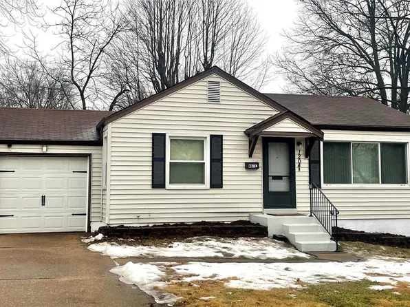 1204 Laire Dr, Saint Louis, MO 63137