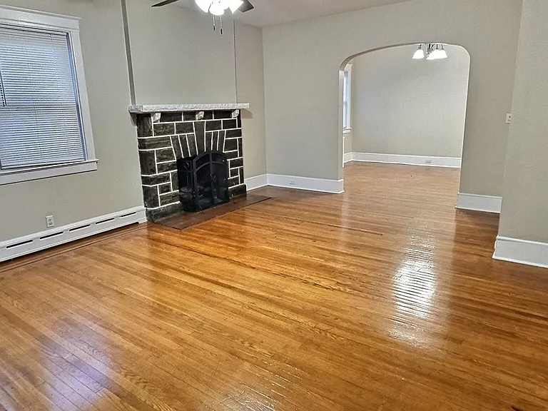 304 N Lynn Blvd — Photo 3
