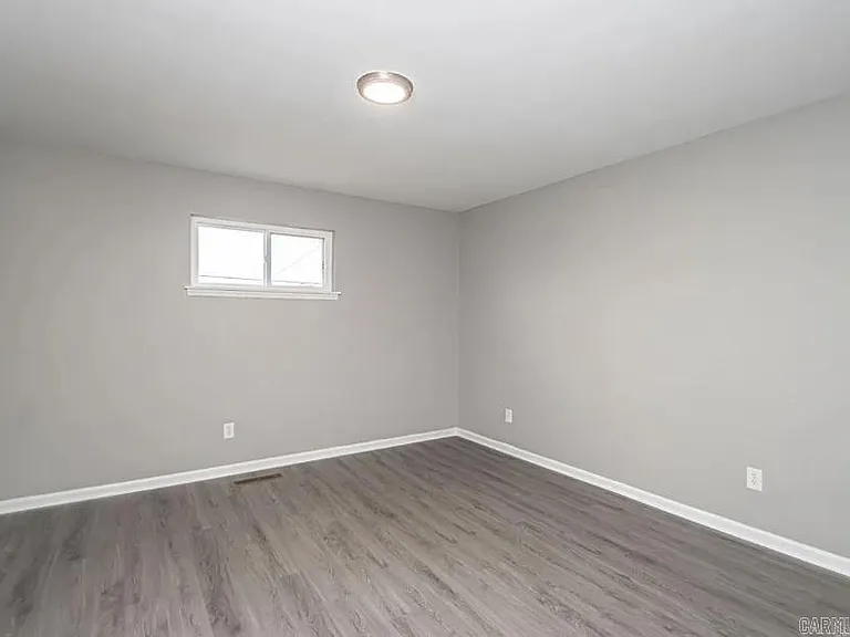 1820 Sanford Dr #4 — Photo 11