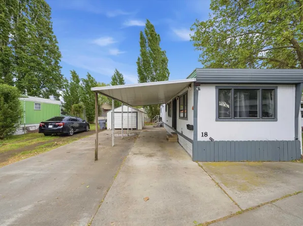 18 Log Ln, Richland, WA 99354
