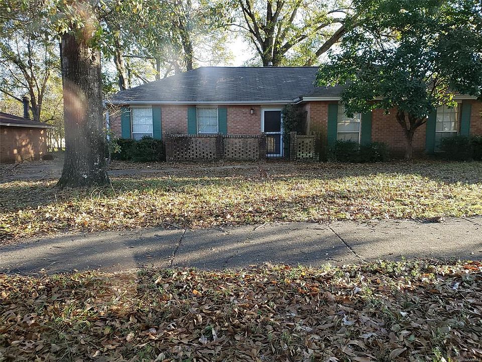1st image of 6240 Pinebrook Dr
