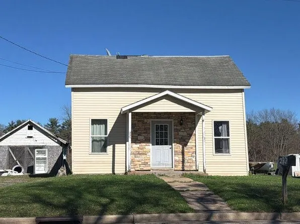 232 S 1st St, Black River Falls, WI 54615