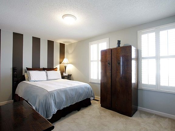 Master bedroom w/full bath