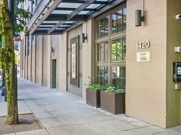 1420 NW Lovejoy St APT 714, Portland, OR 97209