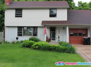 10600 Riverview Pl NW, Coon Rapids, MN 55433