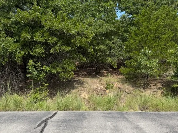 2291 W Crosswinds Cir, Cleveland, OK 74020