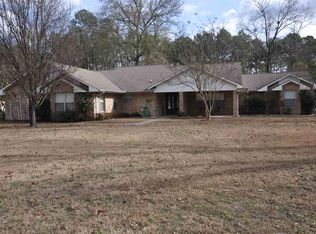 214 N Lexington Dr, Big Sandy, TX 75755