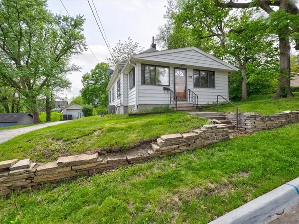 920 Herold Ave, Des Moines, IA 50315