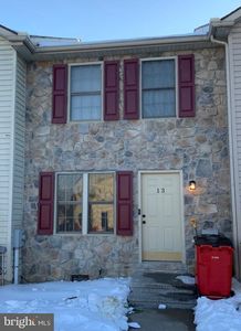 13 Jonathan Ct, Inwood, WV, 25428