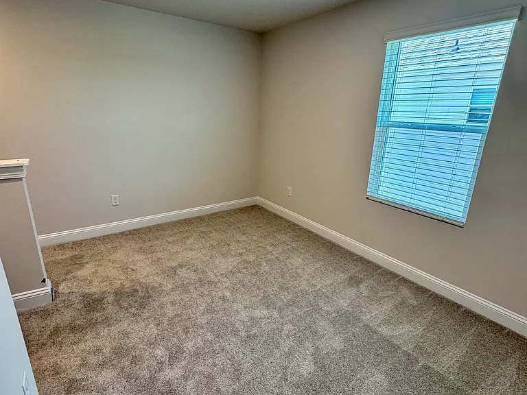 7449 Linda Vista Ln — Photo 21