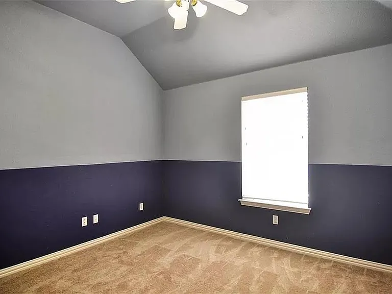 4561 Risinghill Dr — Photo 22