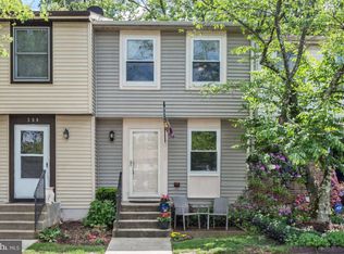 202 Charing Ct, Sterling, VA 20164