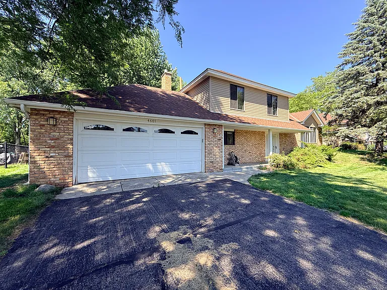 4601 Saddlewood Dr — Photo 2