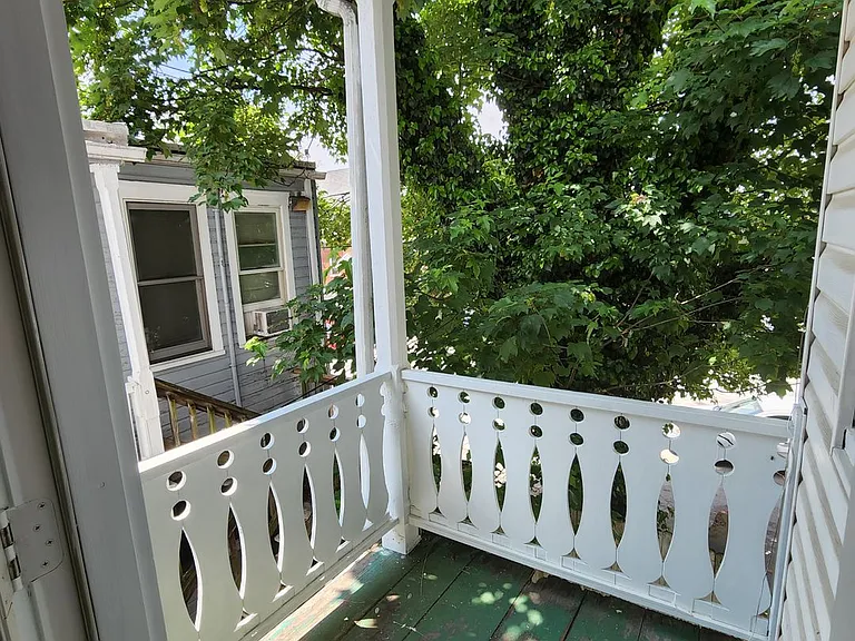 46 S Pine St — Photo 16