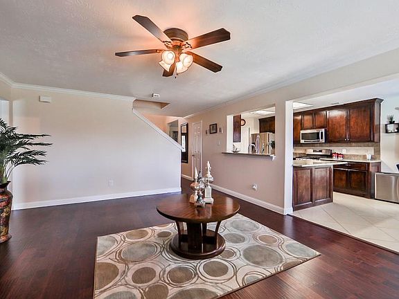 5th image of 1738 Great Meadows Dr