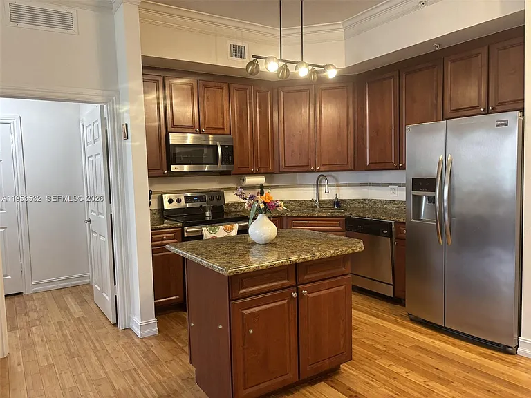 3001 NE 185th St #119 — Photo 5