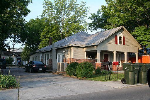 2nd image of 319 Prince St