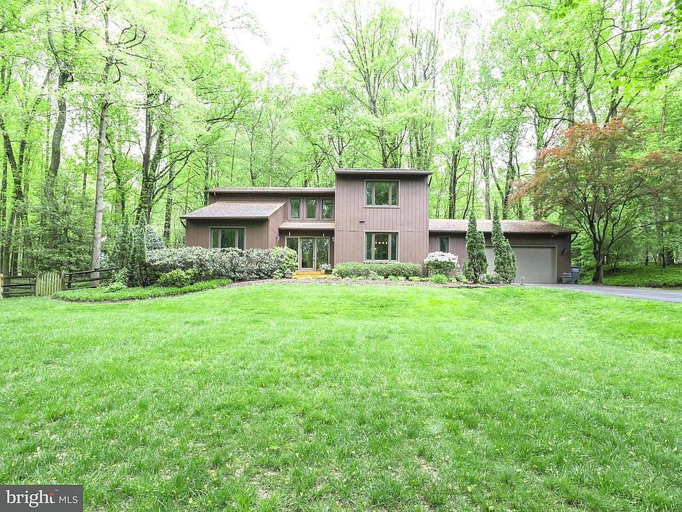 1st image of 11673 Fox Glen Dr