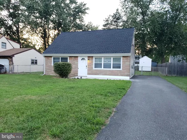 11 Walton Ave, Ewing, NJ 08618