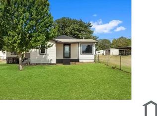 5370 Banks Rd, Fort Worth, TX 76140