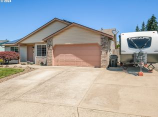 11594 Dahlia Ter, Oregon City, OR 97045