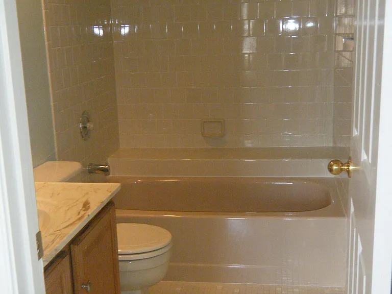 23 Rhodes Pl — Photo 9