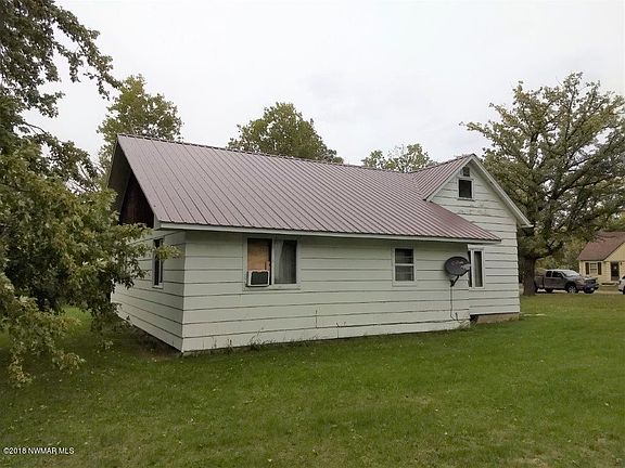 4th image of 329 Oak St SE