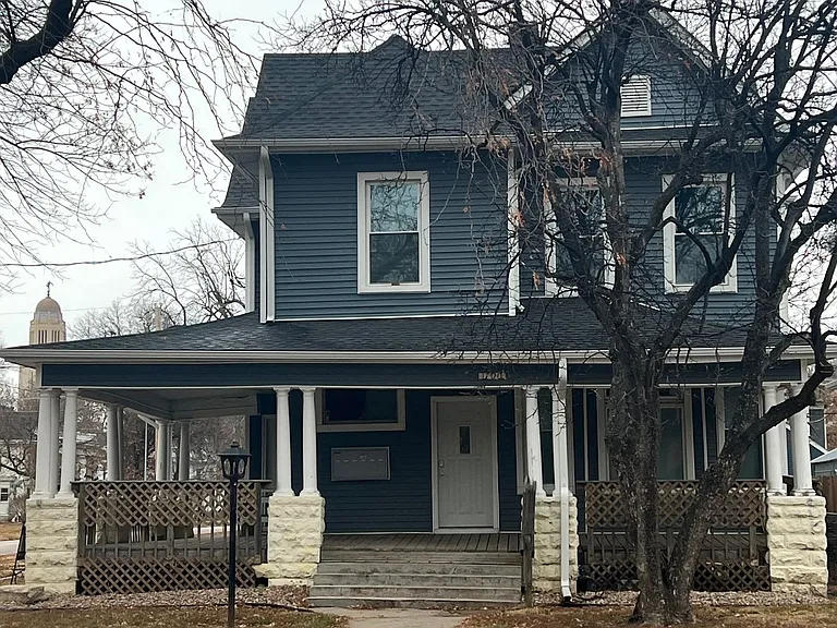 1700 B St — Photo 1